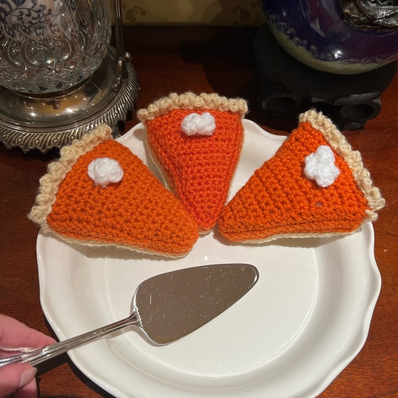 🎃 Hand Crocheted Pumpkin Pie Slice!! - Picture 9 of 10